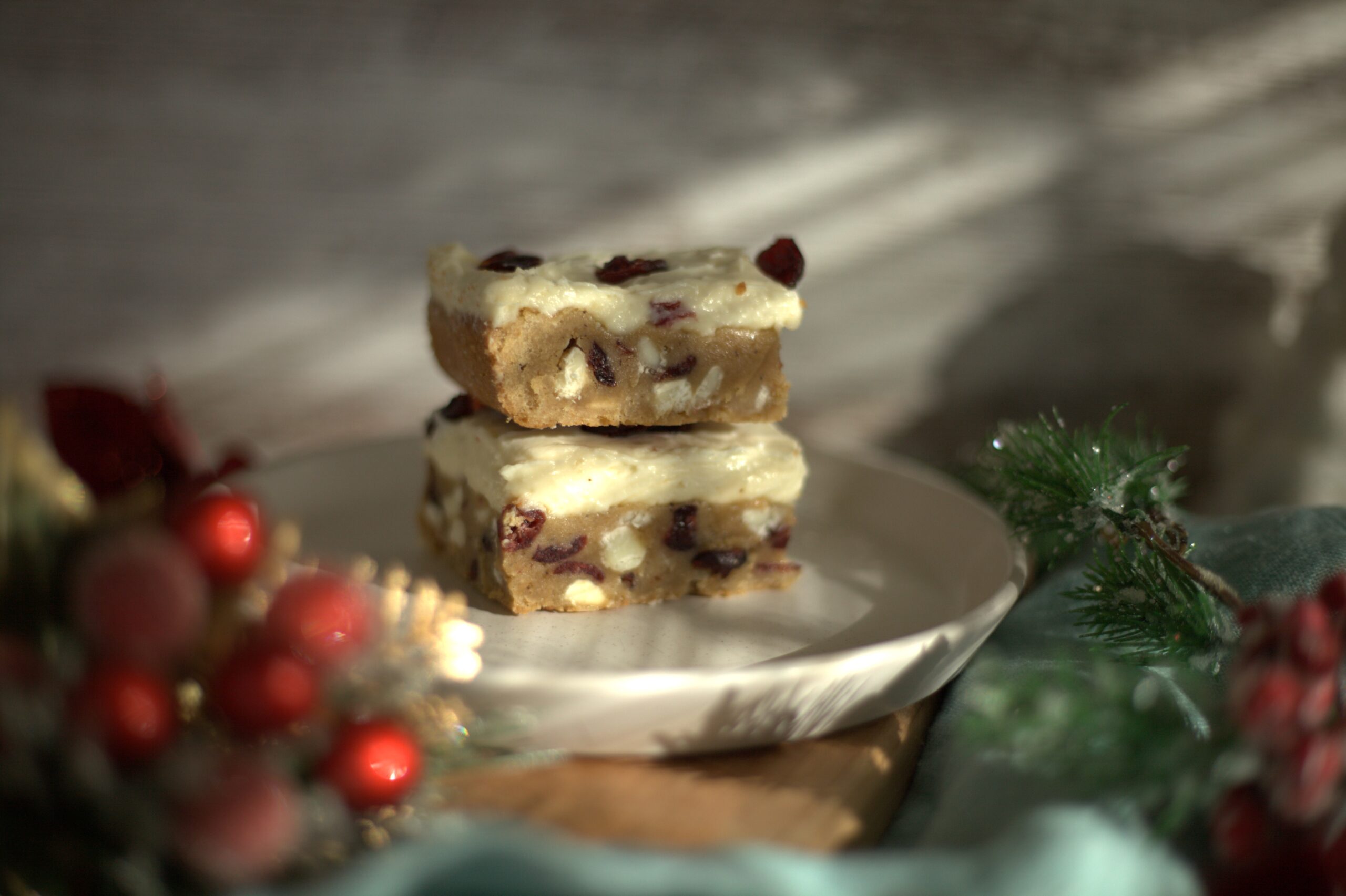 Easy White Chocolate Cranberry Blondies